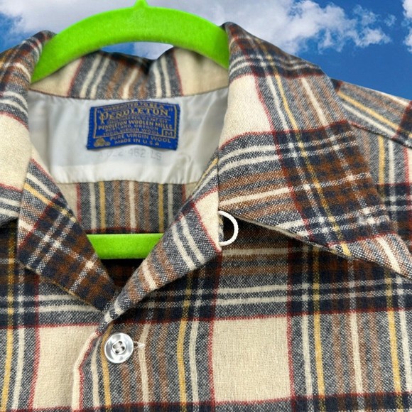 Vintage Pendleton Wool Board Shirt Flannel Plaid Loop Collar Flap Pockets Medium - Picture 5 of 10